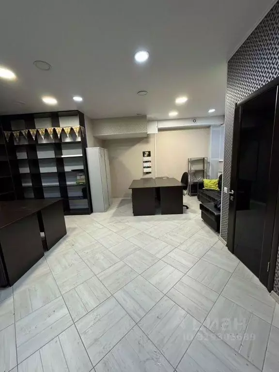 Офис в Татарстан, Казань ул. Галиаскара Камала, 18 (40 м) - Фото 1