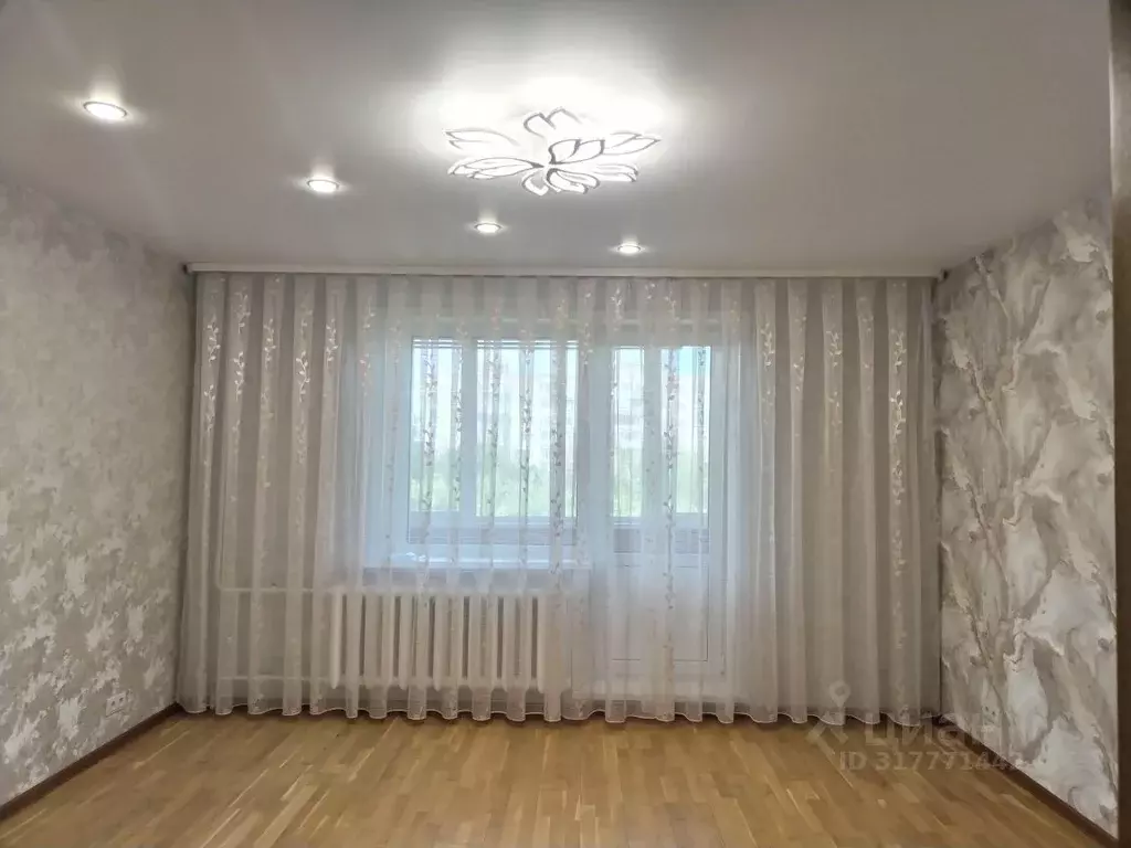 3-к кв. Алтайский край, Барнаул ул. Антона Петрова, 231 (76.1 м) - Фото 0