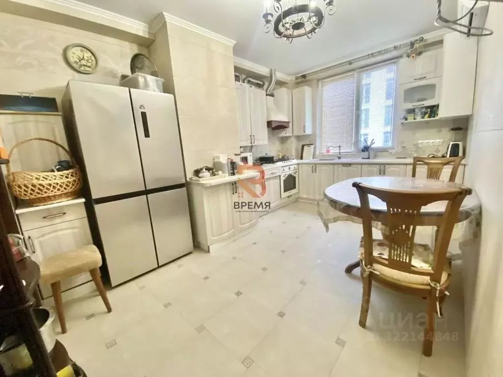 3-к кв. Севастополь ул. Челнокова, 17к1 (86.9 м) - Фото 1