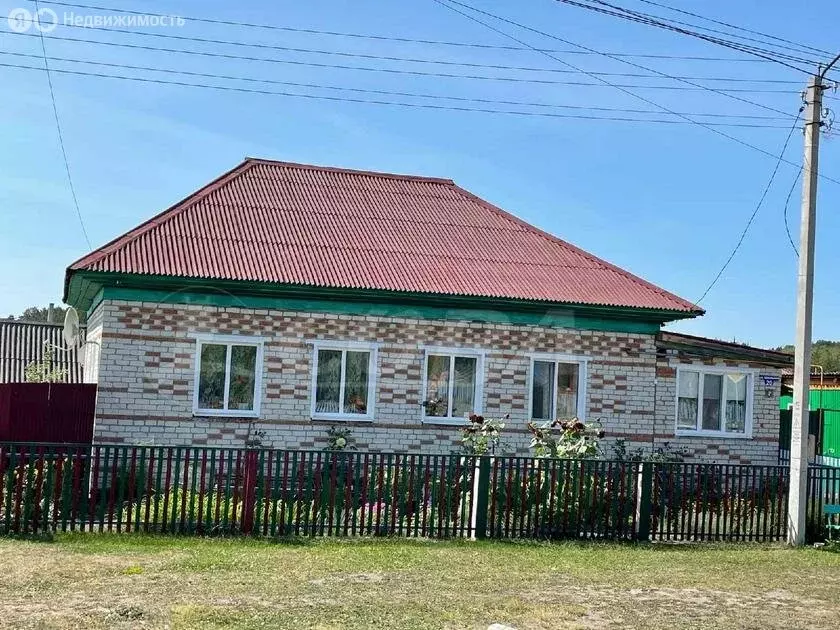 Дом в Ялуторовский район, деревня Яр (105 м) - Фото 0