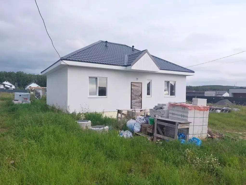 Дом в Свердловская область, Полевской муниципальный округ, с. ... - Фото 0