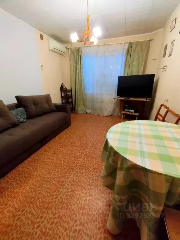 2-к кв. Волгоградская область, Волгоград ул. Менжинского, 23 (50.4 м) - Фото 1