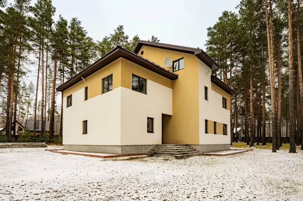 Дом в Свердловская область, Первоуральск муниципальный округ, с. ... - Фото 1