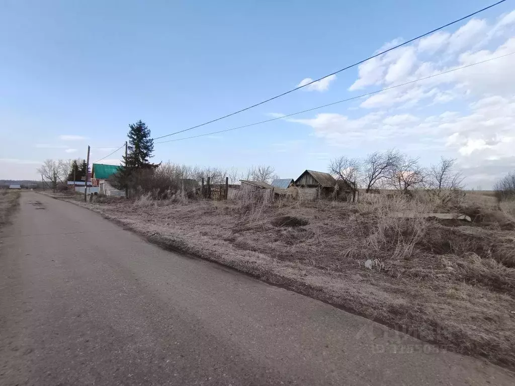 Участок в Башкортостан, Чишминский район, Енгалышевский сельсовет, с. ... - Фото 1