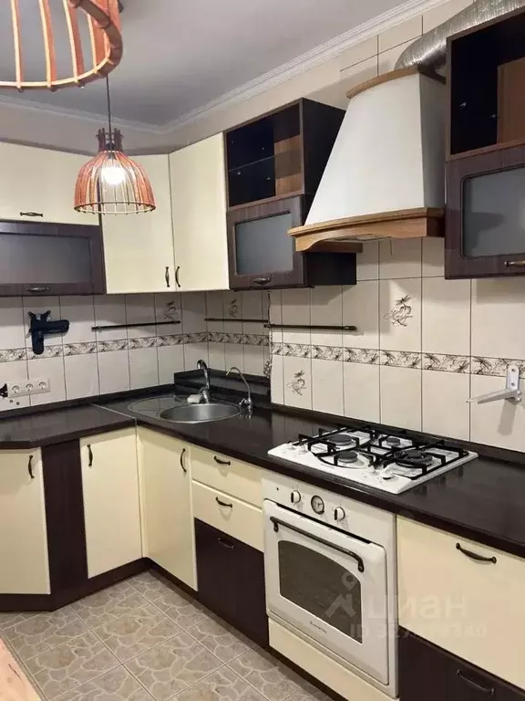 2-к кв. Пермский край, Пермь Запорожская ул., 13 (45.0 м) - Фото 1