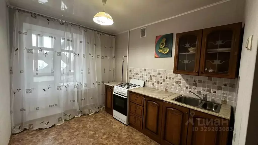 1-к кв. Башкортостан, Уфа ул. Чернышевского, 127 (37.5 м) - Фото 1