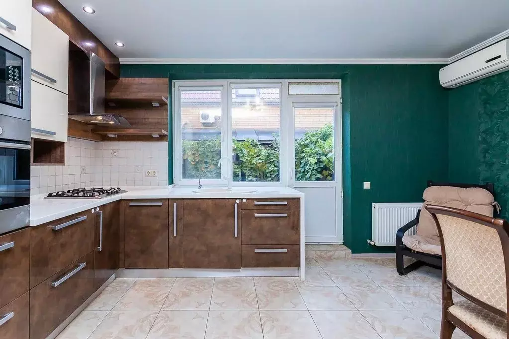 Таунхаус в Краснодарский край, Краснодар ул. Бульварная, 2/8 (148 м) - Фото 1