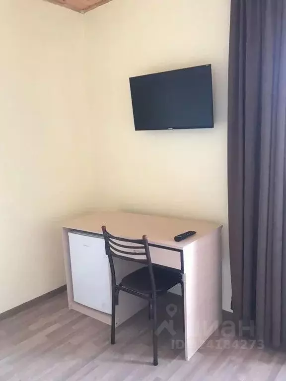 Комната Краснодарский край, Сочи Магнитогорская ул., 13/34 - Фото 2