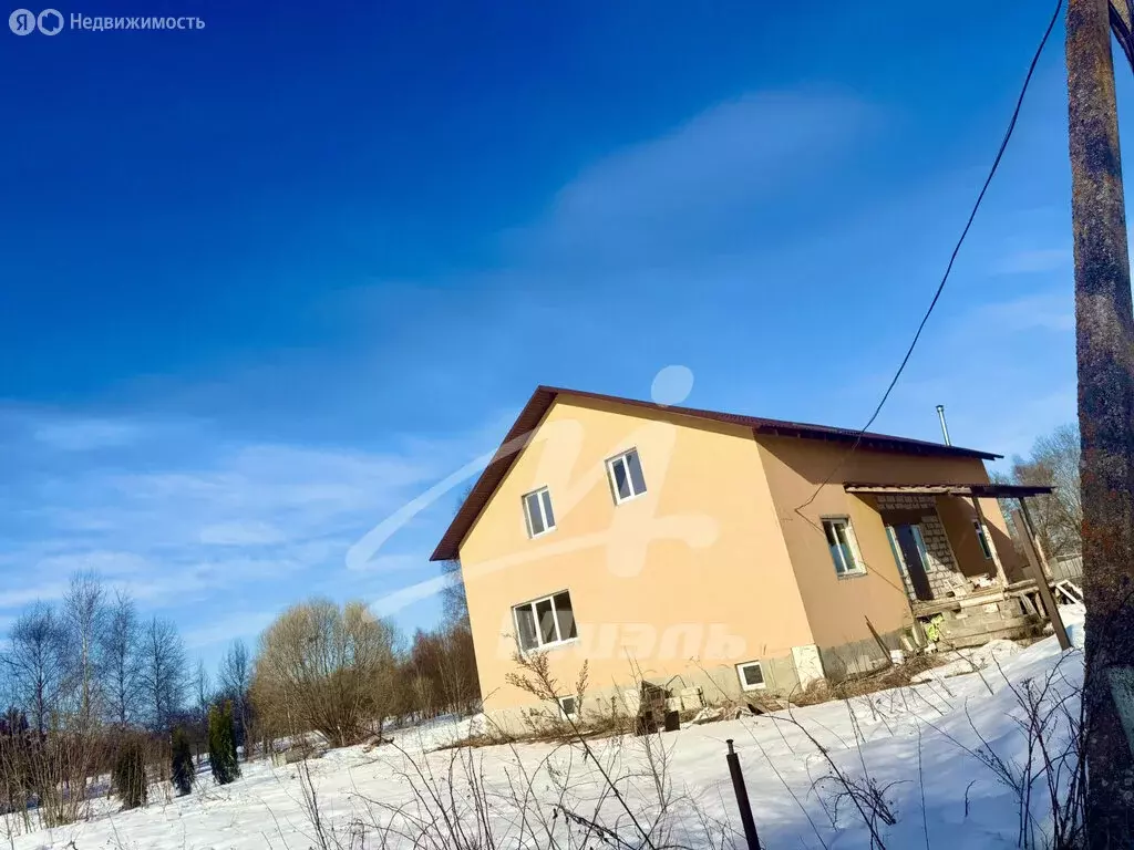 Дом в Смоленская область, Гагаринский муниципальный округ, деревня ... - Фото 2