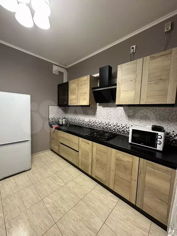 1-к. квартира, 38 м, 2/9 эт. - Фото 0