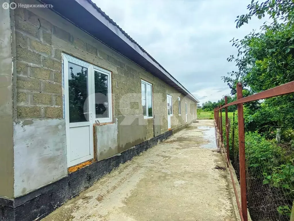 Дом в село Юровка, Садовая улица (80 м) - Фото 0