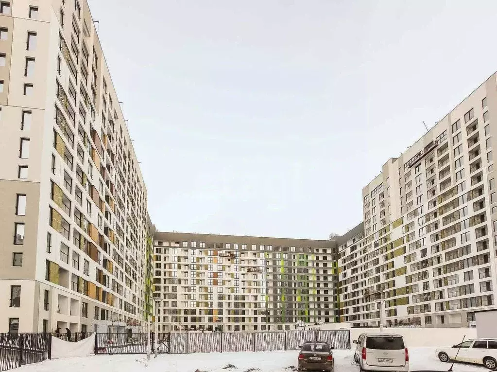 2-к кв. Тюменская область, Тюмень ул. 50 лет Октября, 57Ак1 (58.8 м) - Фото 2