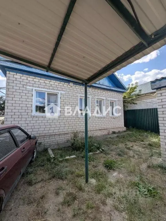 Дом в Волгоградская область, Калач-на-Дону Донская ул., 80 (100 м) - Фото 1
