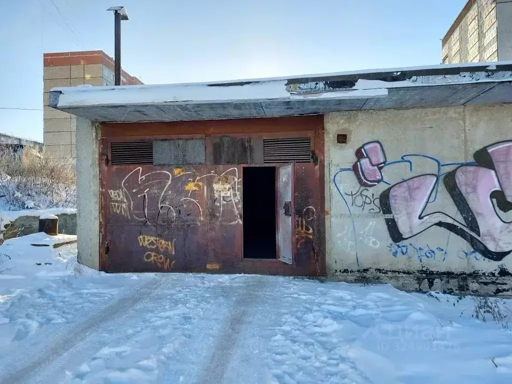 Гараж в Свердловская область, Первоуральск ул. Емлина, 5 (21 м) - Фото 2