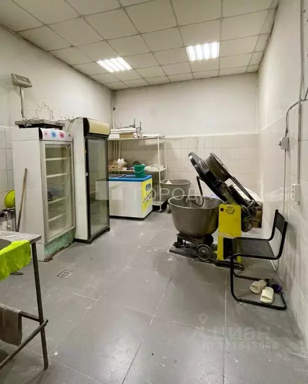 Торговая площадь в Кемеровская область, Новокузнецк Промышленная ул., ... - Фото 1