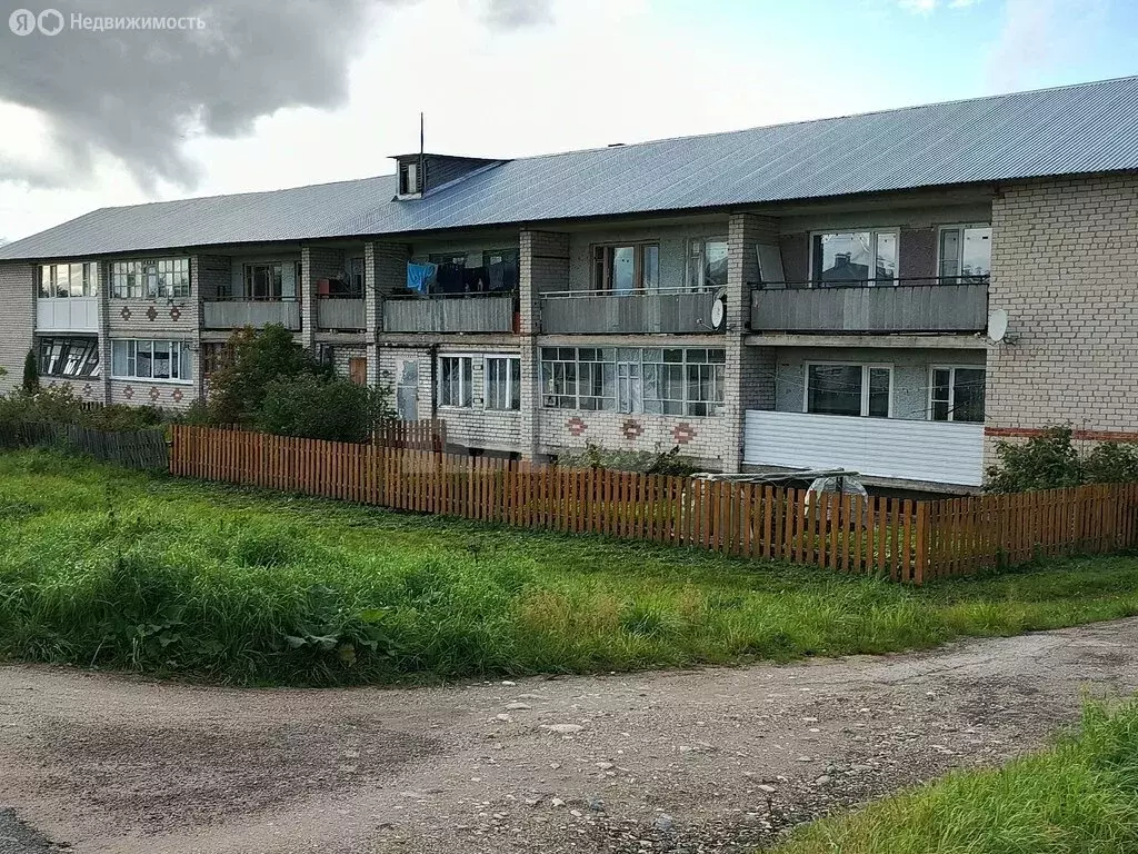 3-комнатная квартира: село Бережное, Совхозная улица, 8 (63.5 м) - Фото 1