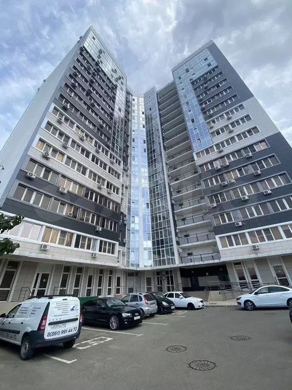 2-к. квартира, 72 м, 8/17 эт. - Фото 1