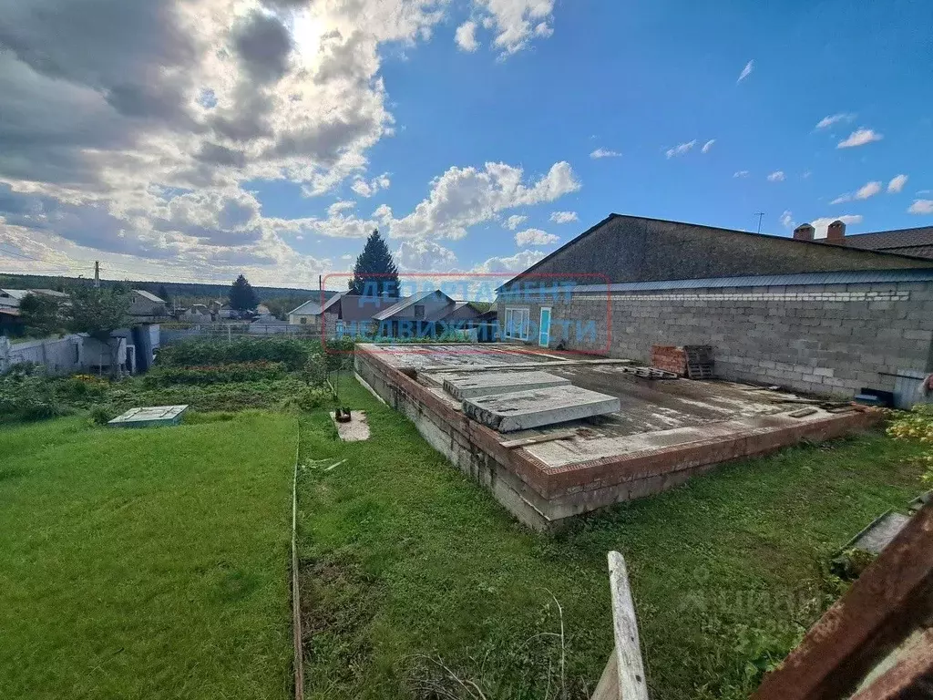 Дом в Ульяновская область, Димитровград Ульяновская ул., 11 (140 м) - Фото 0