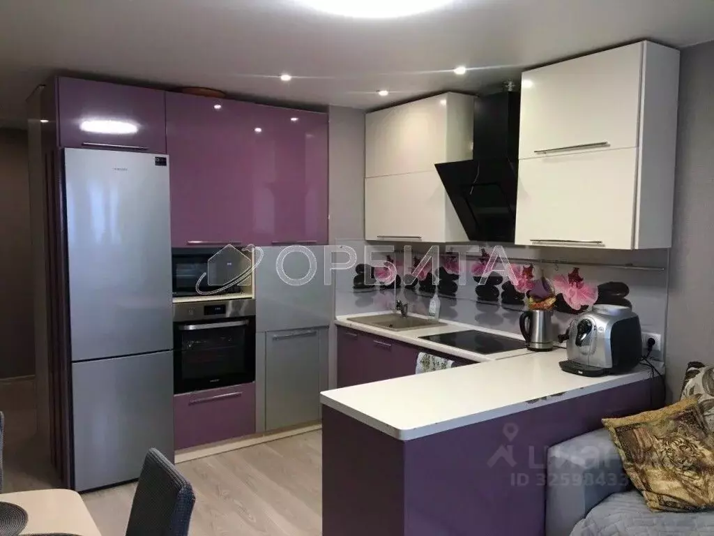 2-к кв. Тюменская область, Тюмень Кремлевская ул., 85 (66.0 м) - Фото 2