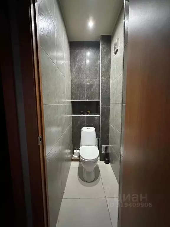 2-к кв. Саха (Якутия), Якутск ул. Дзержинского, 49 (44.0 м) - Фото 0