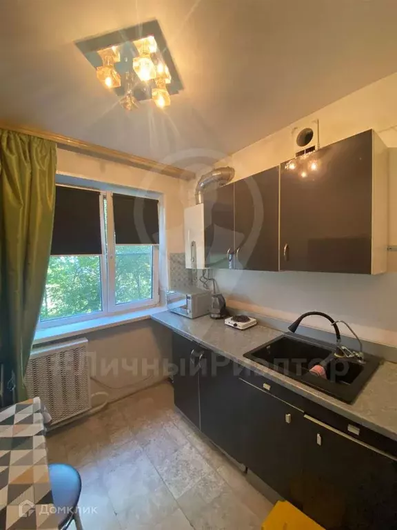 Продаётся 4-к квартира, 60.2 м - Фото 0