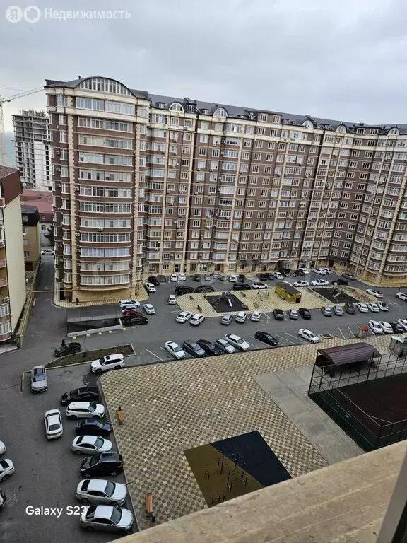 2-комнатная квартира: Махачкала, улица Даниялова, 101 (101 м) - Фото 0
