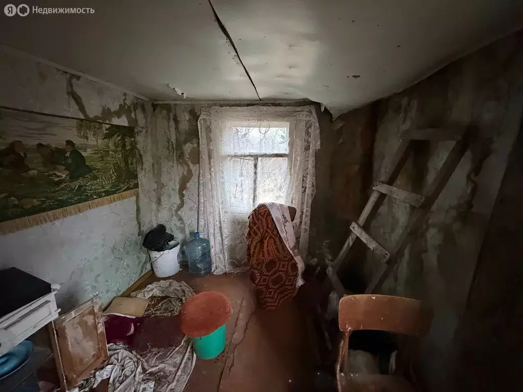 Дом в деревня Следнево, квартал Октябрьский (20 м) - Фото 1