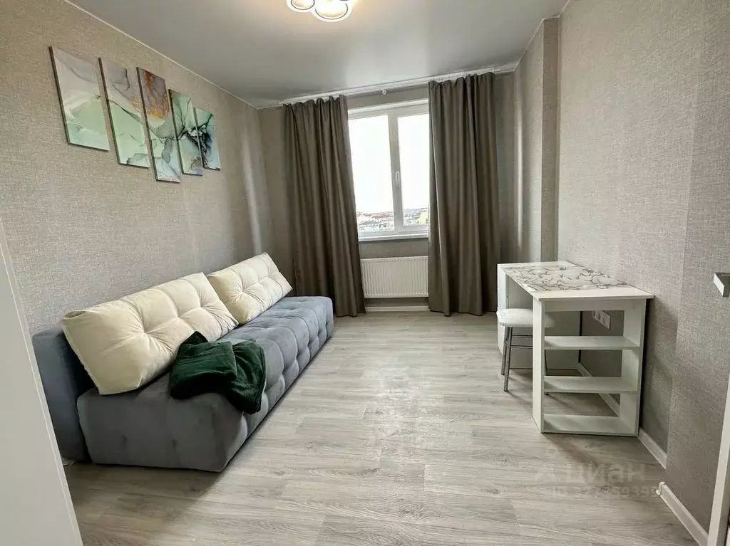 3-к кв. Крым, Симферопольский район, Молодежное пгт ул. Парковая, 2 ... - Фото 2