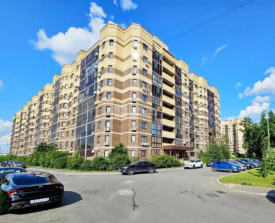 Продается 3-комнатная квартира - Фото 0