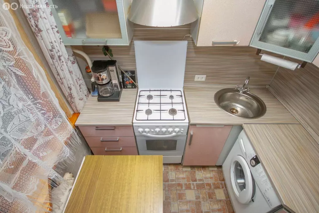 3-комнатная квартира: Ульяновск, улица Пожарского, 27 (58.8 м) - Фото 2