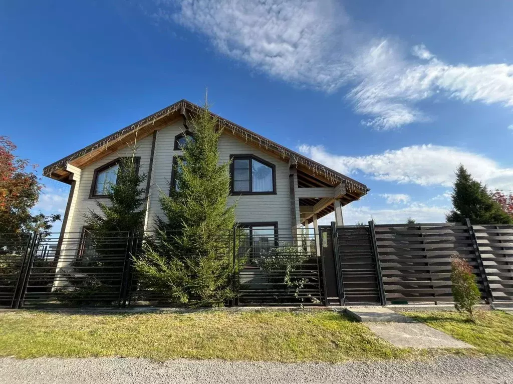 Коттедж в Новосибирская область, Ордынский район, Пичугово море кп ул. ... - Фото 1