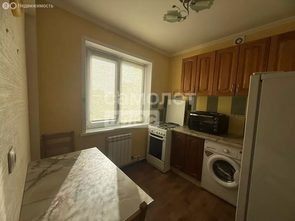 1-комнатная квартира: Омск, микрорайон Заозёрный, Коммунальная улица, ... - Фото 2