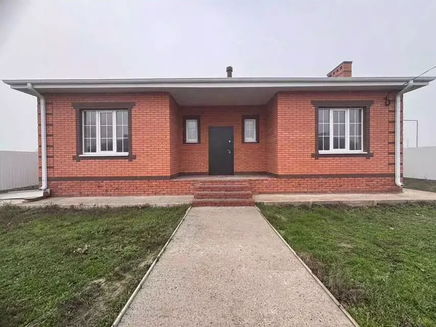 Дом в Ростовская область, Неклиновский район, с. Новобессергеневка ул. ... - Фото 2