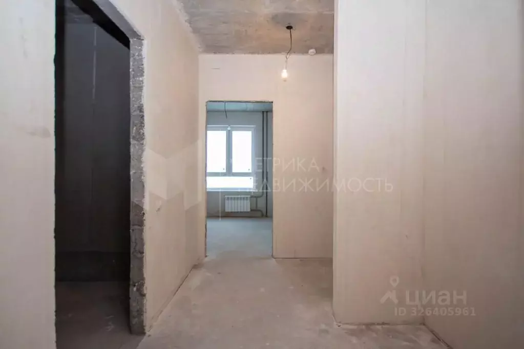 1-к кв. Тюменская область, Тюмень ул. Пожарных и Спасателей, 5 (40.0 ... - Фото 1