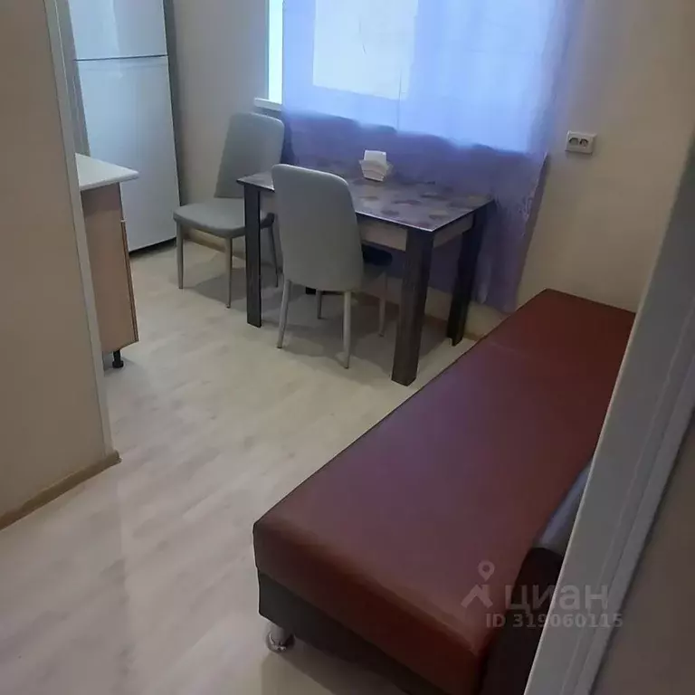2-к кв. Приморский край, Артем Амурская ул., 44 (36.0 м) - Фото 1