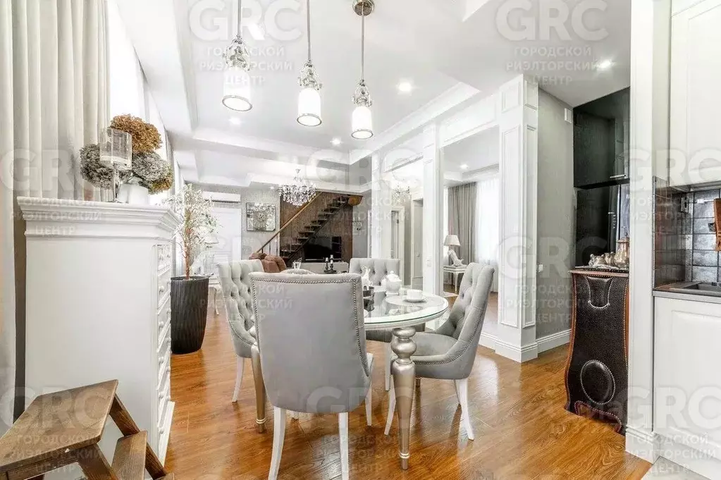Квартира, 4 комнаты, 110 м - Фото 1