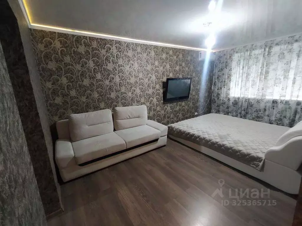 3-к кв. Тюменская область, Тюмень ул. Республики, 164 (76.0 м) - Фото 1