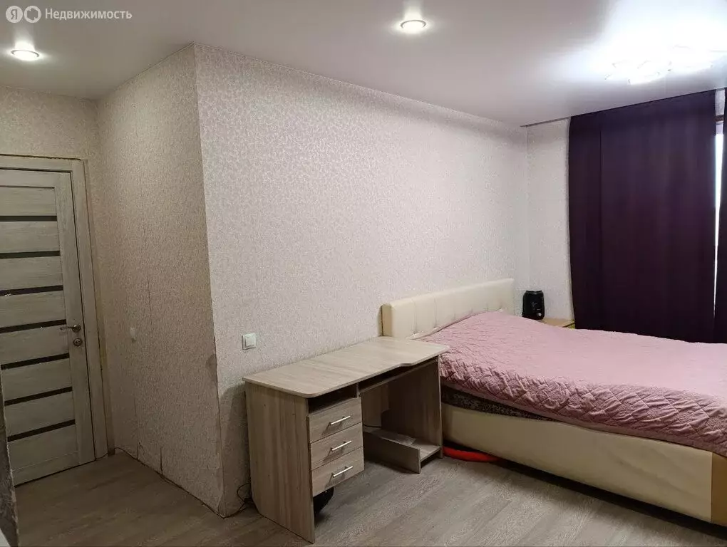 3-комнатная квартира: Тюмень, улица Павла Никольского, 2 (82 м) - Фото 0