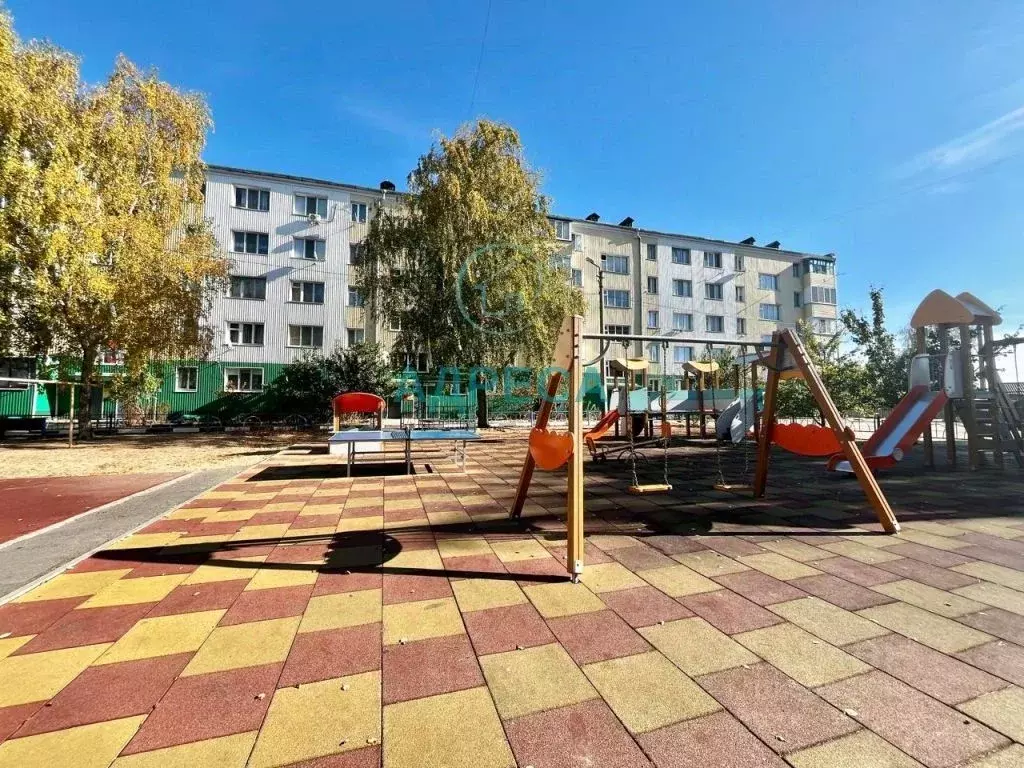2-к кв. Белгородская область, Новый Оскол Дорожная ул., 4 (36.0 м) - Фото 0