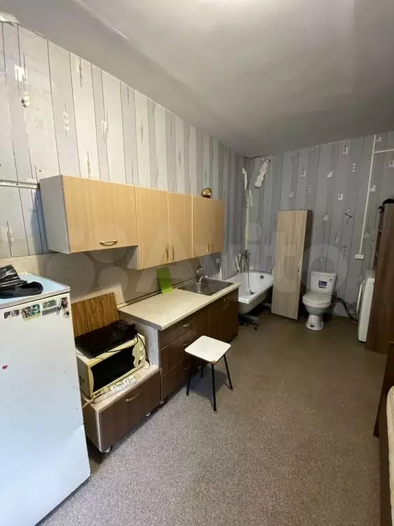 Комната 18 м в 4-к., 1/5 эт. - Фото 1