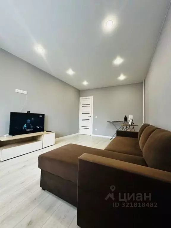 1-к кв. Амурская область, Благовещенск Театральная ул., 32 (40.0 м) - Фото 0