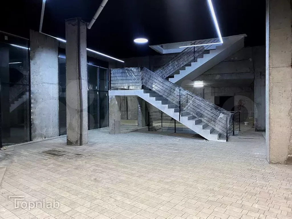 Продам торговое помещение, 24 м - Фото 0