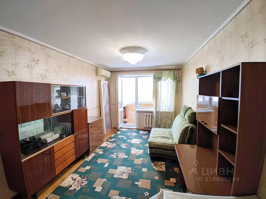 3-к кв. Ростовская область, Батайск Октябрьская ул., 120 (59.9 м) - Фото 1