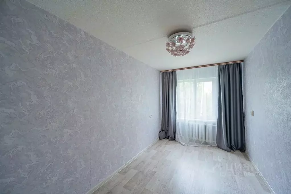 3-к кв. Пензенская область, Пенза просп. Строителей, 35 (69.7 м) - Фото 0