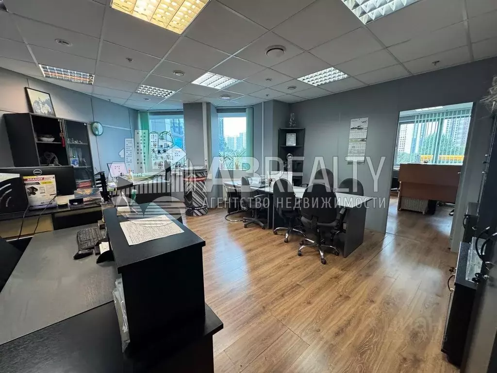 Офис в Москва ул. Обручева, 23к3 (100 м) - Фото 1