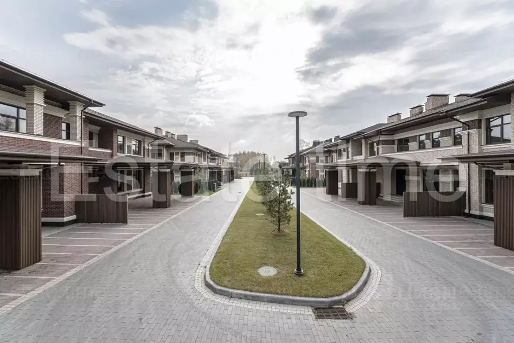 Таунхаус в Московская область, Красногорск городской округ, д. ... - Фото 2