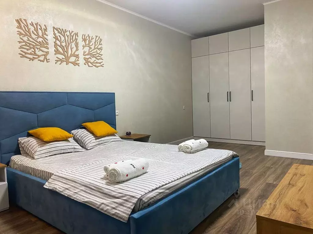 1-к кв. Кабардино-Балкария, Нальчик ул. Тлостанова, 32 (100.0 м) - Фото 1