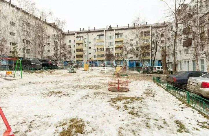 2-комнатная квартира: Тюмень, улица Луначарского, 36 (42.3 м) - Фото 1