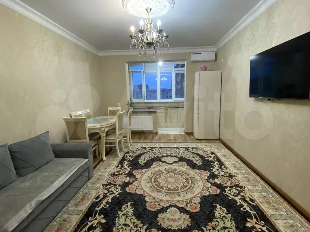 2-к. квартира, 56 м, 8/10 эт. - Фото 0