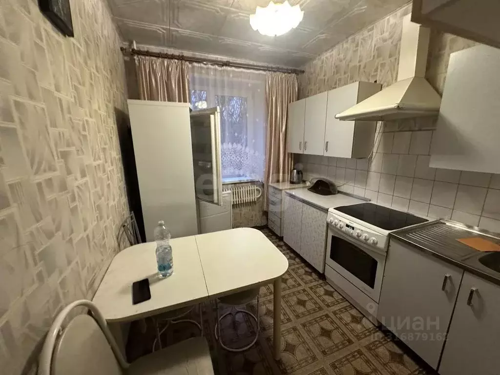 2-к кв. Калужская область, Калуга Дальняя ул., 25 (50.2 м) - Фото 0